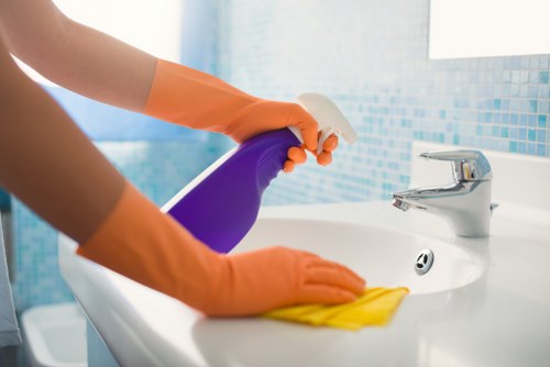 Final carpet cleaning checklist and service completion